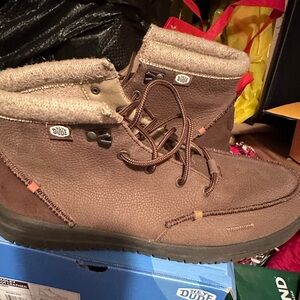 Men’s Bradley hey dude boots size 13